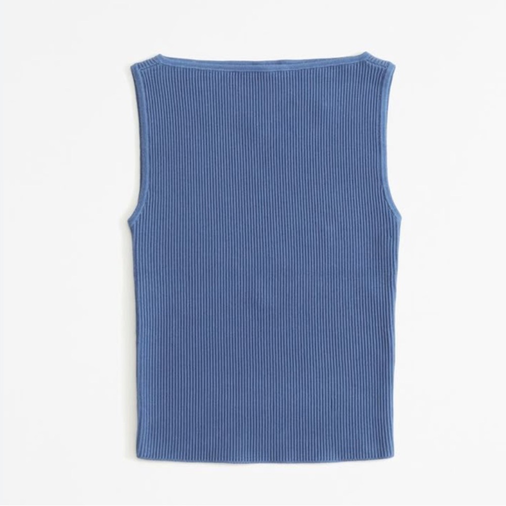 SOLD! Abercrombie & Fitch Cream Sleeveless Fitted Tank